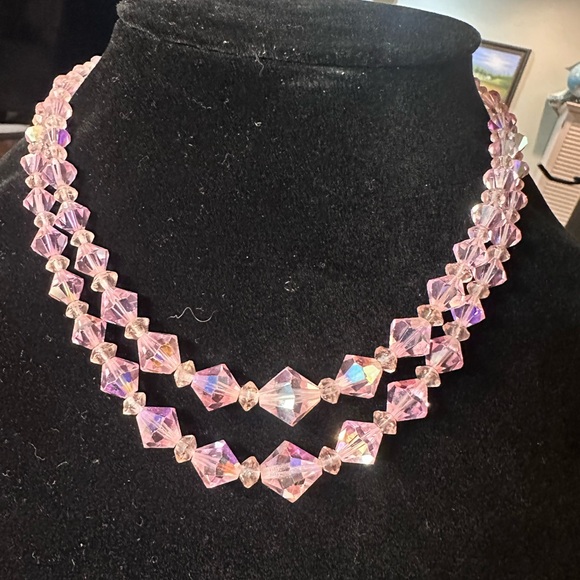 Jewelry - Vintage Pink Crystal Necklace
